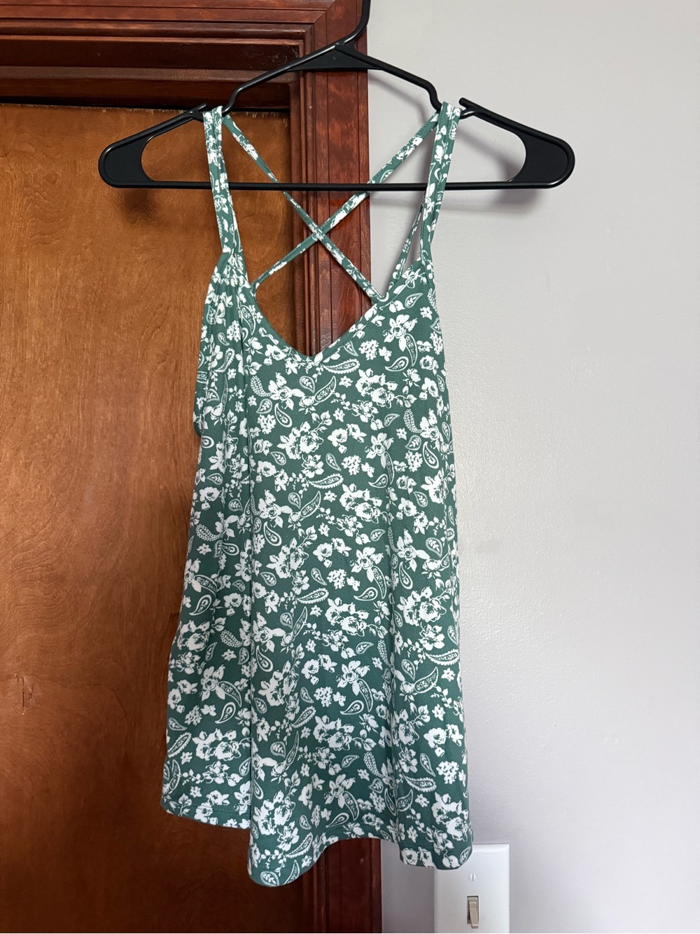 Green Floral Strappy Women's Tank Top
